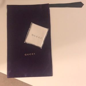 Gucci eyeglasses cloth and pouch